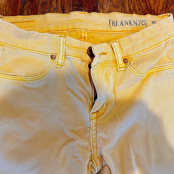Blank NYC Pants - Picture 3 of 5